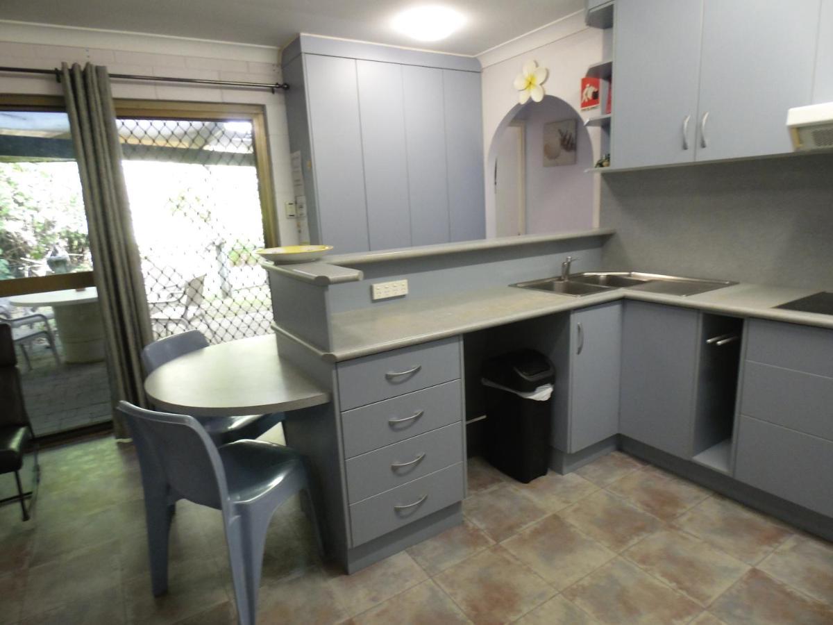 Balgal Beach Units Rollingstone Ngoại thất bức ảnh