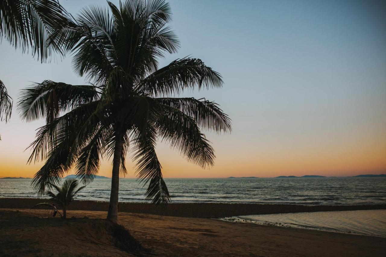 Balgal Beach Units Rollingstone Ngoại thất bức ảnh